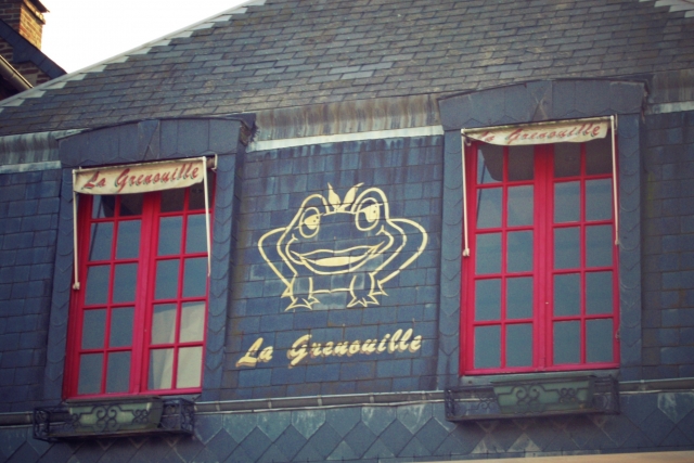 TAROVINTAGEショップ外観